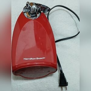 Hamilton Beach Red Electric Can Opener. In Good Condition.
